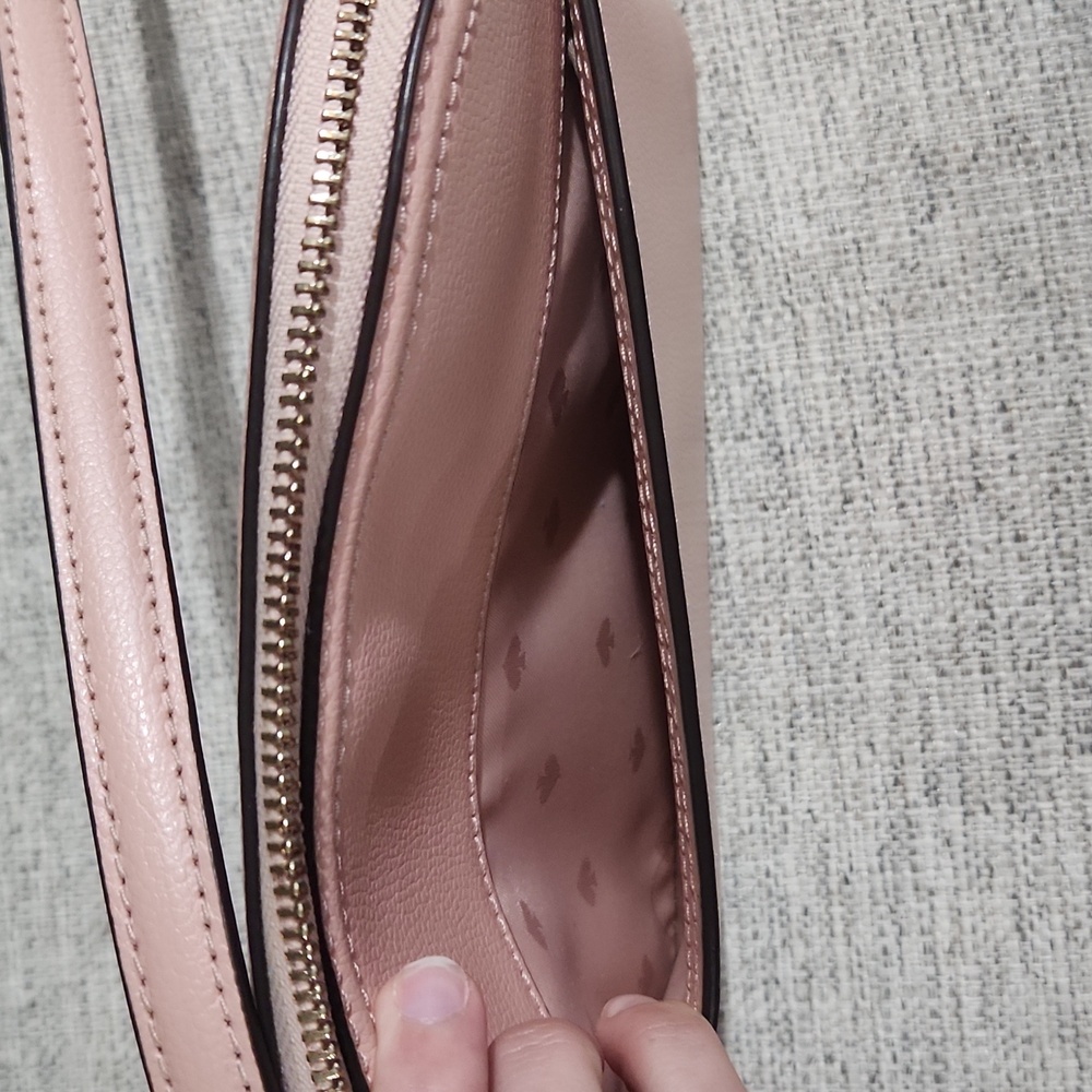 Kate spade cross body - Picture 9 of 9